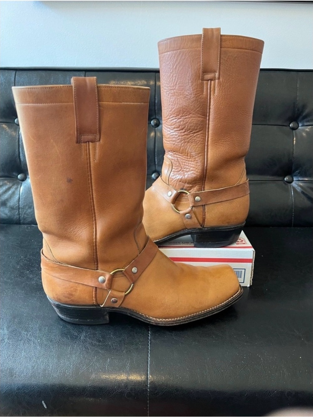 Don Quijote Vintage Tan Leather
Harness Boots Square Toe